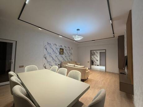 Kirayə 3 otaqlı mənzil, 120 m², Həzi Aslanov: 1 000 ₼/ay 2