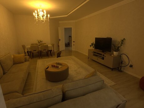 3 otaqlı mənzil, 154 m², 20 Yanvar: 350 000 ₼ 5