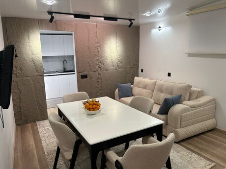 Elan №6459344 - Bakı, Elmlər Akademiyası m., 1 otaqlı, 30 m²