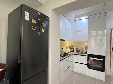 Kirayə 3 otaqlı mənzil, 100 m², İnşaatçılar: 850 ₼/ay 2