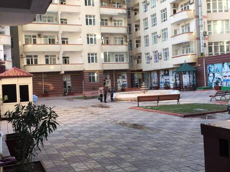 4-room apartment for rent, 187 m², Nəriman Nərimanov: 400 ₼/mo 2