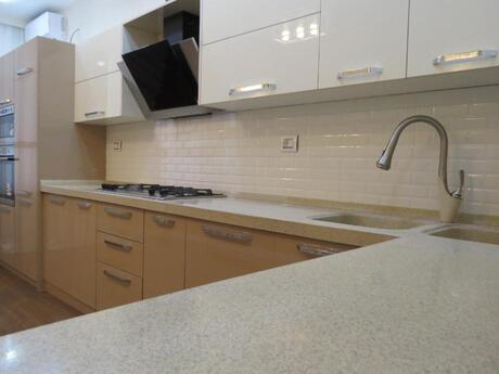Kirayə 3 otaqlı mənzil, 150 m², 28 May: 1 300 ₼/ay 5