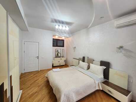 Kirayə 3 otaqlı mənzil, 120 m², 8 Noyabr: 1 100 ₼/ay 4