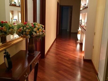 5 otaqlı mənzil, 202 m², Elmlər Akademiyası: 540 000 ₼ 3