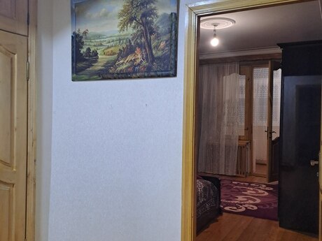 3-room apartment for rent, 80 m², 7-ci mikrorayon: 180 ₼/mo 5