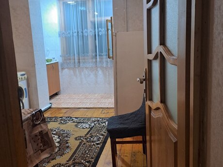 3-room apartment for rent, 80 m², 7-ci mikrorayon: 180 ₼/mo 3