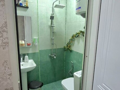 Qurtuluş 93 kompleksində 2 otaqlı yeni tikili mənzil satılır, 37 m², 71 000 AZN, şəkil 2 / 12