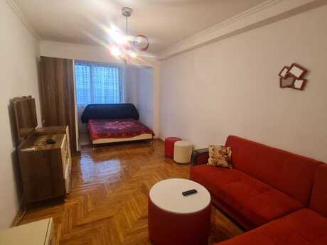 Kirayə 1 otaqlı mənzil, 40 m², 28 May: 650 ₼/ay 3