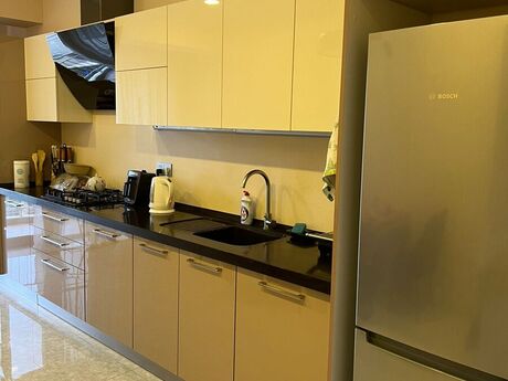 Kirayə 2 otaqlı mənzil, 100 m², Şah İsmayıl Xətai: 1 500 ₼/ay 5
