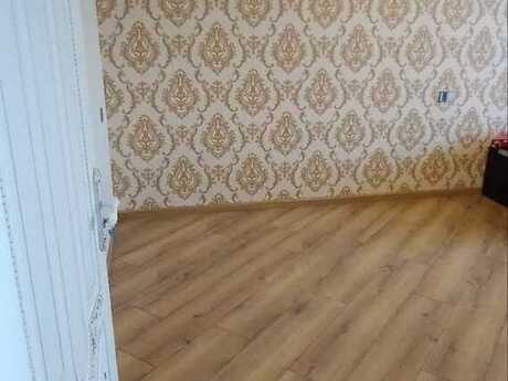 7-ci mikrorayonda 3 otaqlı köhnə tikili mənzil satılır, 75 m², 215 500 AZN, şəkil 5 / 12