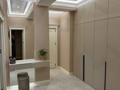 Аренда: 2-комнатная квартира, 90 м², Elmlər Akademiyası: 2 000 ₼/мес 5