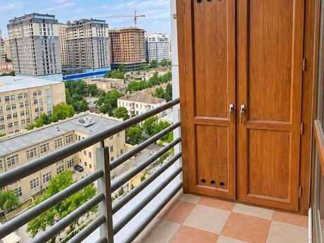 Elan №6459655 - Bakı, 28 May m., 3 otaqlı, 150 m², 13/16 mərtəbə