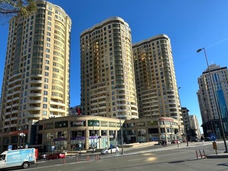 4 otaqlı mənzil, 175 m², Elmlər Akademiyası: 530 000 ₼ 2