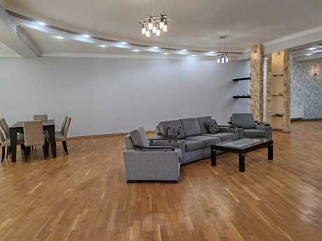 4-room apartment for rent, 240 m², Sahil: 2 500 ₼/mo 2