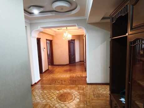 Kirayə 4 otaqlı mənzil, 175 m², Nərimanov: 1 500 ₼/ay 3