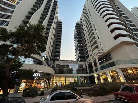 Elan №6459712 - Bakı, Bayıl q., 5 otaqlı, 220 m², 14/18 mərtəbə