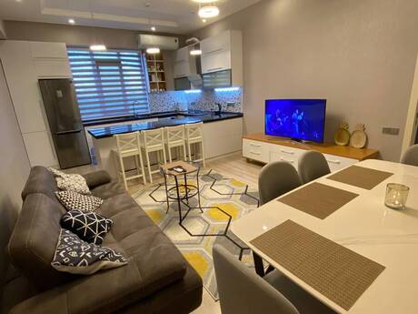 2 otaq · 75 m² · 11/16 mərtəbə, Bayıl