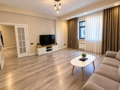 3 otaqlı mənzil, 130 m², Elmlər Akademiyası: 485 000 ₼ 3