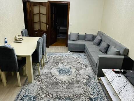 Аренда: 3-комнатная квартира, 80 м², Memar Əcəmi: 750 ₼/мес 2