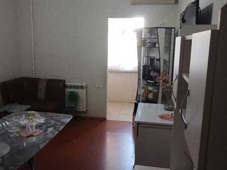 2-room apartment, 45 m², 8-ci mikrorayon: 152 000 ₼ 3