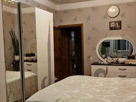3-room apartment, 92 m², 8-ci mikrorayon: 260 000 ₼ 2