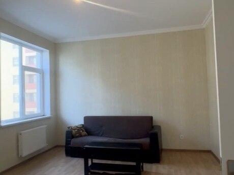 4-room apartment for rent, 136 m², Binəqədi: 600 ₼/mo 2