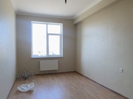 4-room apartment for rent, 136 m², Binəqədi: 600 ₼/mo 3