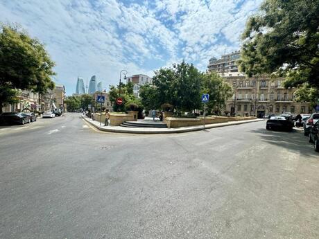 4 otaqlı mənzil, 210 m², İçəri Şəhər: 689 000 ₼ 2