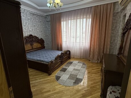 Сдаётся 3-комнатная квартира в новостройке, Nəsimi, 134 м², 1 000 AZN/мес, фото 2 / 11