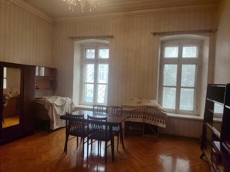 3 otaqlı mənzil, 70 m², 28 May: 205 000 ₼ 5