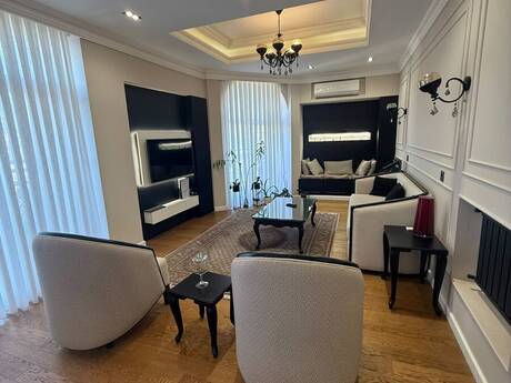 3 otaq · 126 m² · 6/6 mərtəbə, Ağ şəhər
