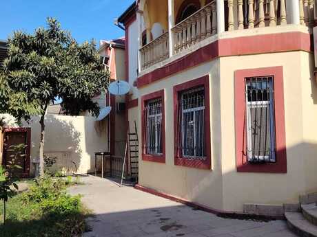 Elan №6459907 - Bakı, Azadlıq Prospekti m., 10 otaqlı, 320 m²