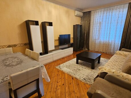 Kirayə 2 otaqlı mənzil, 60 m², Şah İsmayıl Xətai: 900 ₼/ay 4