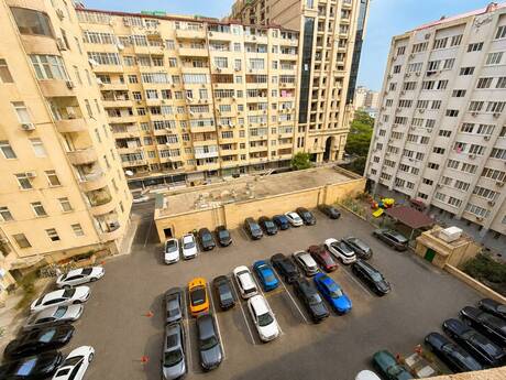 4-комнатная квартира, 200 м², Nizami: 620 000 ₼ 2