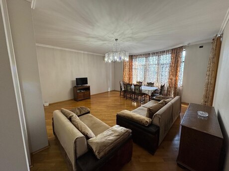 Объявление №6459945 - Баку, Насиминский  р., 3-комн., 150 м², 10/17 этаж