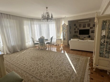 4 otaqlı mənzil, 168 m², Nərimanov: 750 000 ₼ 2