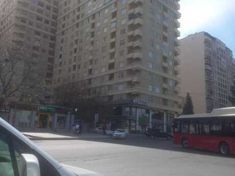 Elan №6459995 - Bakı, Elmlər Akademiyası m., 3 otaqlı, 136 m², 14/18 mərtəbə