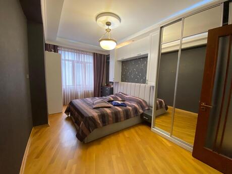 3 otaqlı mənzil, 130 m², Badamdar: 325 000 ₼ 3