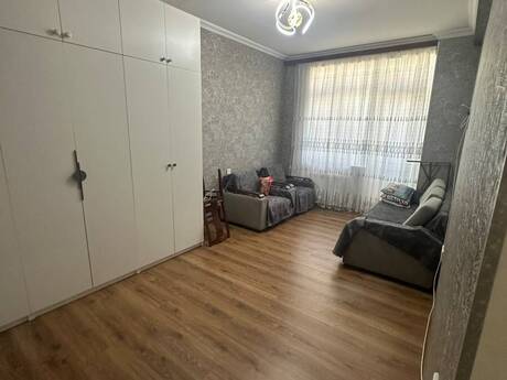 Kirayə 2 otaqlı mənzil, 80 m², Xalqlar Dostluğu: 650 ₼/ay 3