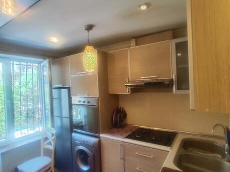 Kirayə 2 otaqlı mənzil, 45 m², 28 May: 900 ₼/ay 4
