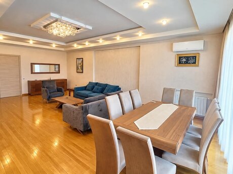 Аренда: 4-комнатная квартира, 210 м², Şah İsmayıl Xətai: 2 500 ₼/мес 3