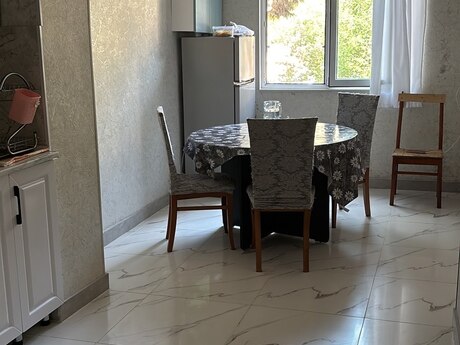 3 rooms · 70 m² · floor 2/5, Həzi Aslanov