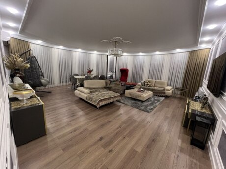 Elan №6460088 - Bakı, Şah İsmayıl Xətai m., 3 otaqlı, 160 m², 13/24 mərtəbə