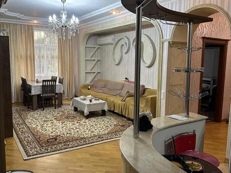4 otaqlı mənzil, 95 m², Bayıl: 245 000 ₼ 2