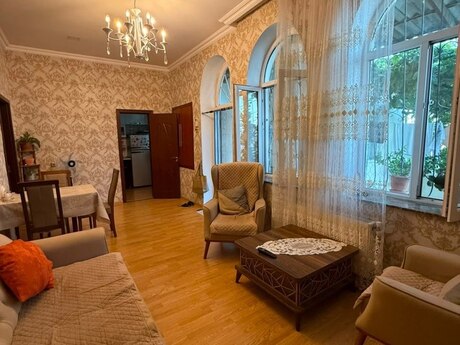 4-комнатный дом, 80 м², Bayıl: 130 000 ₼ 4
