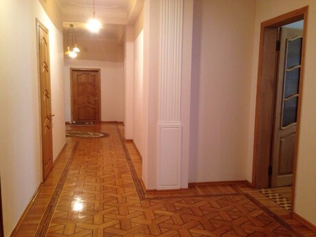 Kirayə 3 otaqlı mənzil, 120 m², Yasamal: 1 100 ₼/ay 2