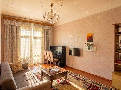 2 otaqlı mənzil, 60 m², Nəriman Nərimanov: 170 000 ₼ 2