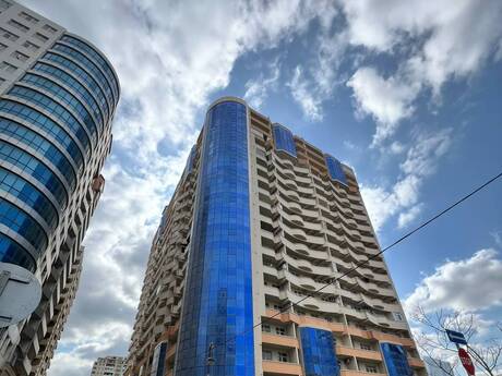 3 otaq · 90 m² · 8/18 mərtəbə, Şah İsmayıl Xətai