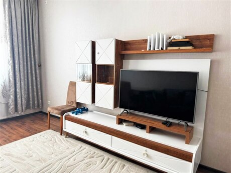 Elan №6460237 - Bakı, Yasamal r., 3 otaqlı, 85 m², 4/9 mərtəbə