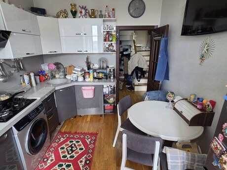 3 otaqlı mənzil, 90 m², İnşaatçılar: 360 000 ₼ 5